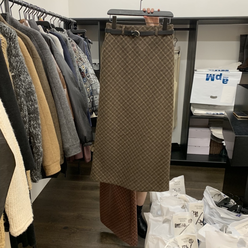 UNANSWERED-MYSTERY東大門㊣代購女裝新款職業長裙含腰帶格紋UNANSWERED-MYSTERY長裙圖色2