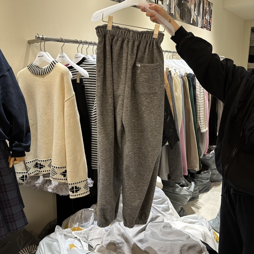 MOREMORE東大門㊣實拍女士新款職業人氣25秋冬休閑褲加絨抓絨more more休閑褲