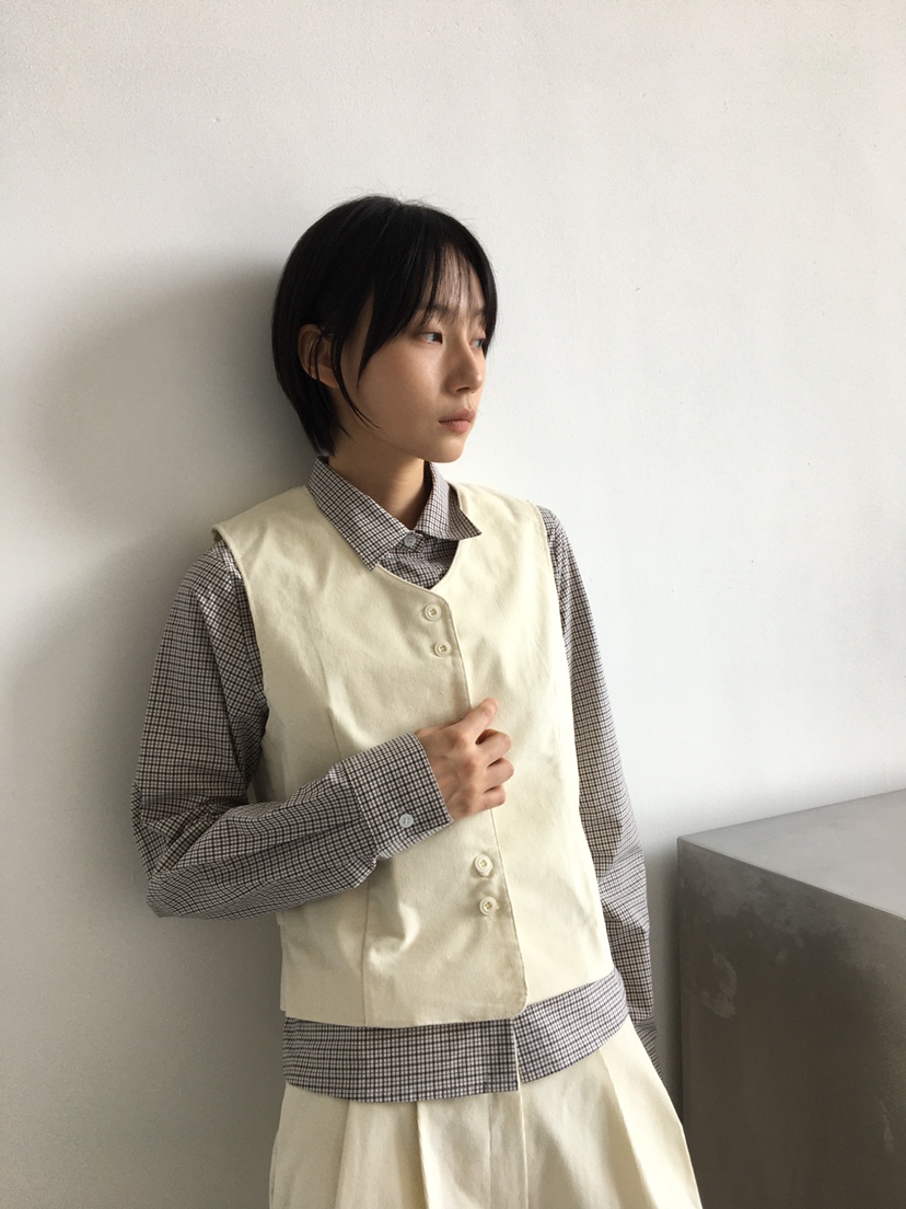 CCW韓國直郵㊣女裝新品熱賣25秋冬時尚職業推薦人氣襯衫蕾絲衫CCW--NYUNYU襯衫/蕾絲衫