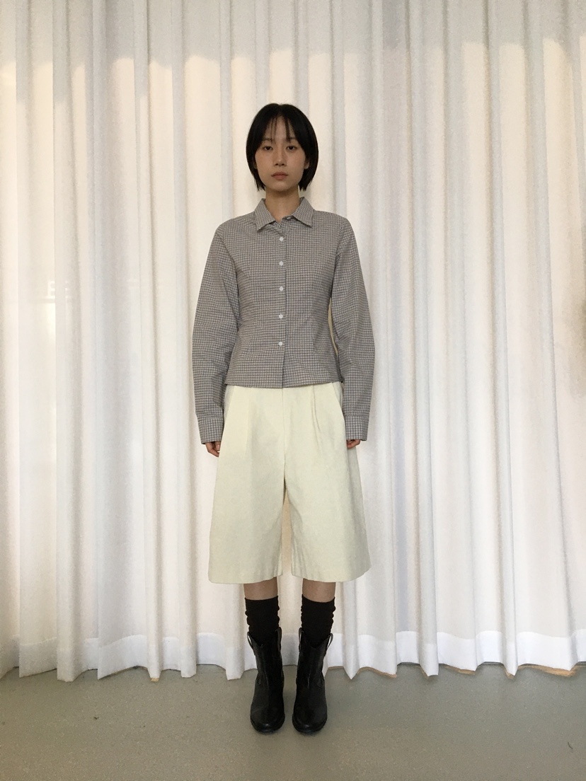 CCW韓國直郵㊣女裝新品熱賣25秋冬時尚職業推薦人氣襯衫蕾絲衫CCW--NYUNYU襯衫/蕾絲衫