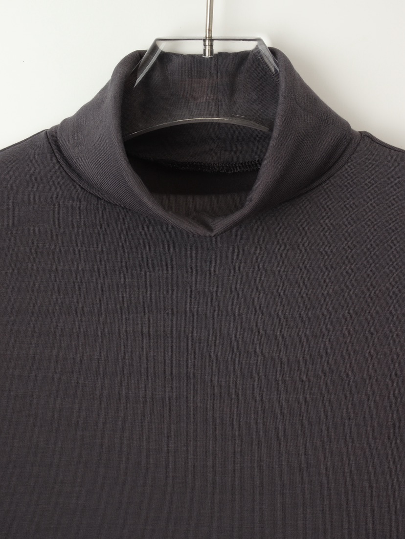 CCW東大門㊣實拍女士新款25秋冬時尚熱賣職業休閑人氣長袖T恤CCW--NYUNYU長袖T恤