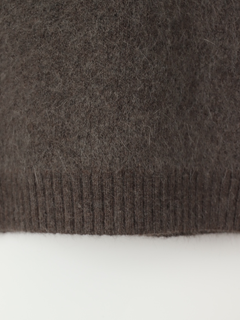 CCW東大門㊣直郵女士新款推薦時尚25秋冬熱賣休閑針織衫馬海毛CCW--NYUNYU針織衫