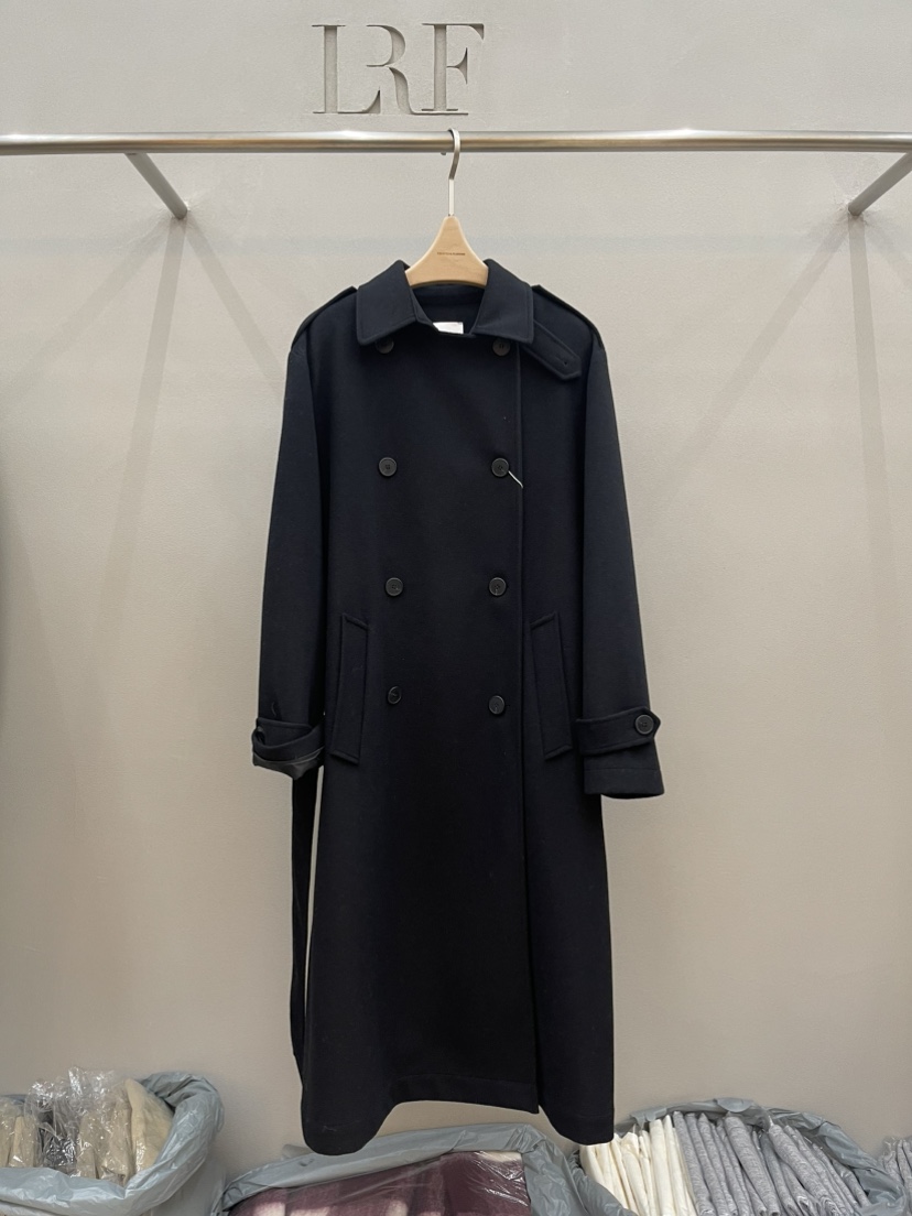 PLUS HONG-P東大門㊣直郵女裝新款職業熱賣時尚中長款大衣LORA FAMILY/PLUS HONG中長款大衣圖色3