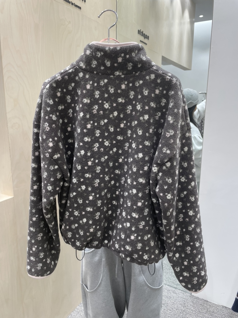 ANNA VERRY-P東大門㊣實拍女裝新品人氣推薦時尚熱賣衛衣ANNA VERRY-P衛衣