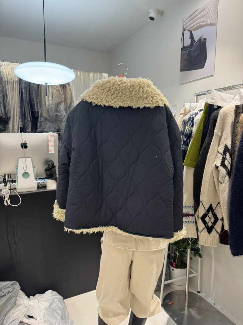 OLI SEOUL韓國代購㊣女裝新款人氣熱賣職業推薦時尚25秋冬夾克OLI SEOUL夾克