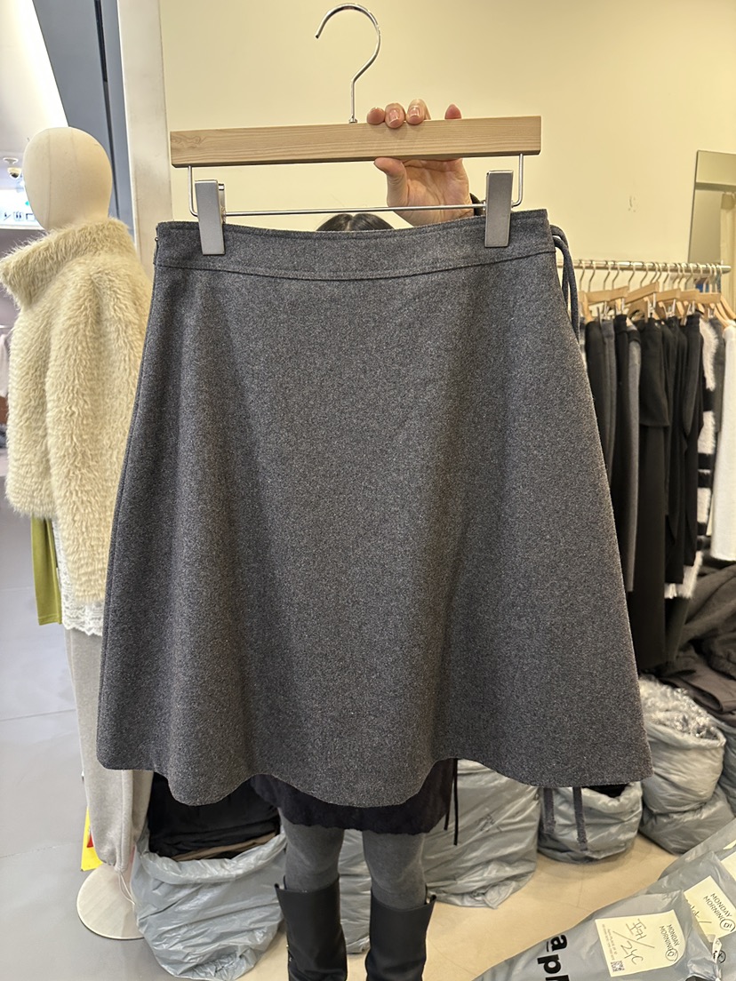 MONDAYMORING韓國直郵㊣女裝新品推薦半身裙中短裙含腰繩羊毛MONDAYMORING半身裙/中短裙