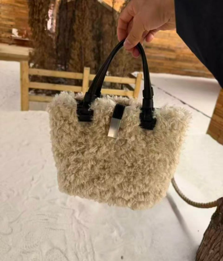 TROUVAILLE東大門㊣代購女裝新品推薦25秋冬熱賣手拿包腋下包TROUVAILLE手拿包/腋下包