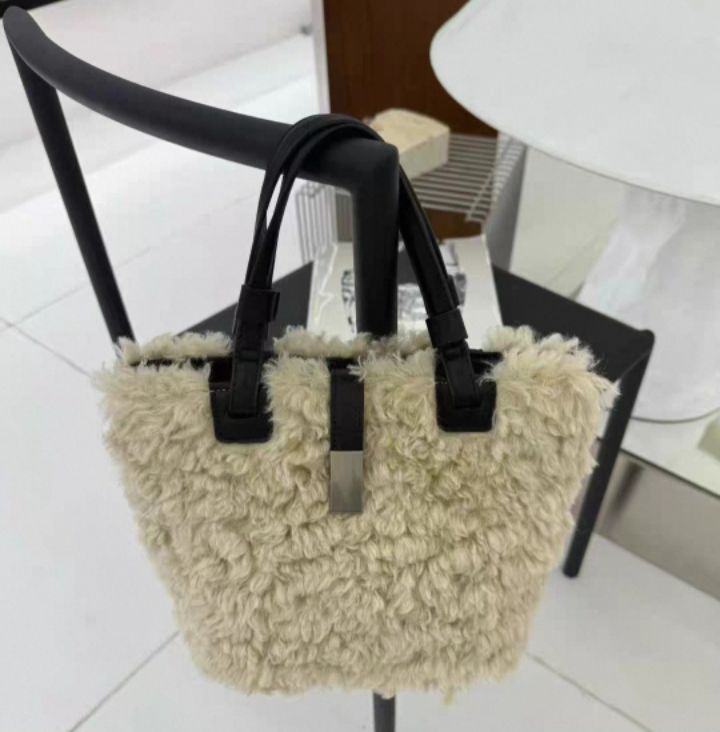 TROUVAILLE東大門㊣代購女裝新品推薦25秋冬熱賣手拿包腋下包TROUVAILLE手拿包/腋下包