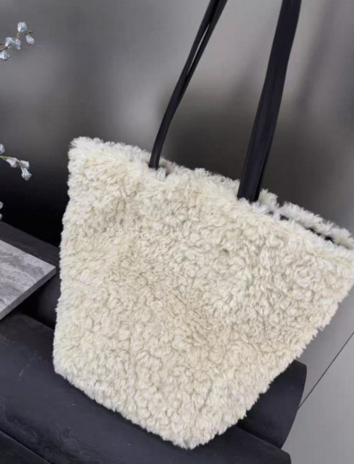 TROUVAILLE韓國代購㊣女裝新款推薦人氣職業單肩斜跨包羊皮TROUVAILLE單肩/斜跨包