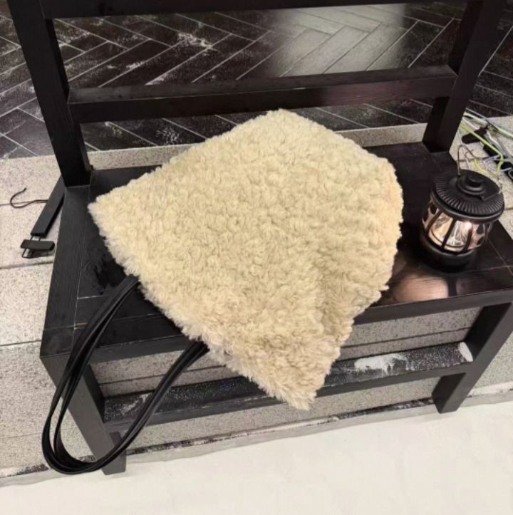 TROUVAILLE韓國代購㊣女裝新款推薦人氣職業單肩斜跨包羊皮TROUVAILLE單肩/斜跨包