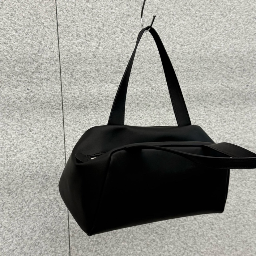 AT THE BAGEL韓國直郵㊣女裝新款職業熱賣時尚單肩斜跨包AT THE BAGEL單肩/斜跨包