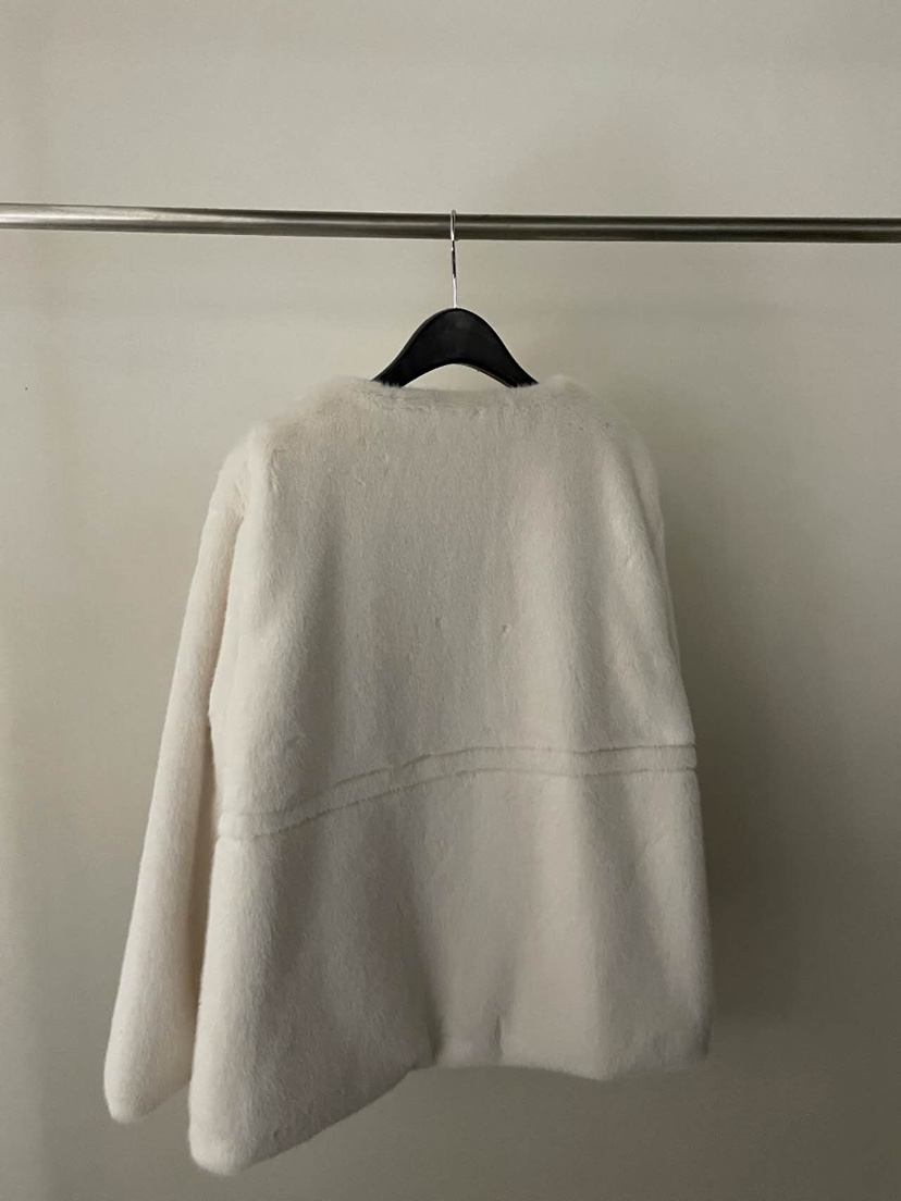 FLAT GARDEN/LA MUETTE/JAMIESTONE韓國代購㊣女士新品25秋冬短款大衣貂皮圍巾FLAT GARDEN/LA MUETTE/JAMIESTONE短款大衣