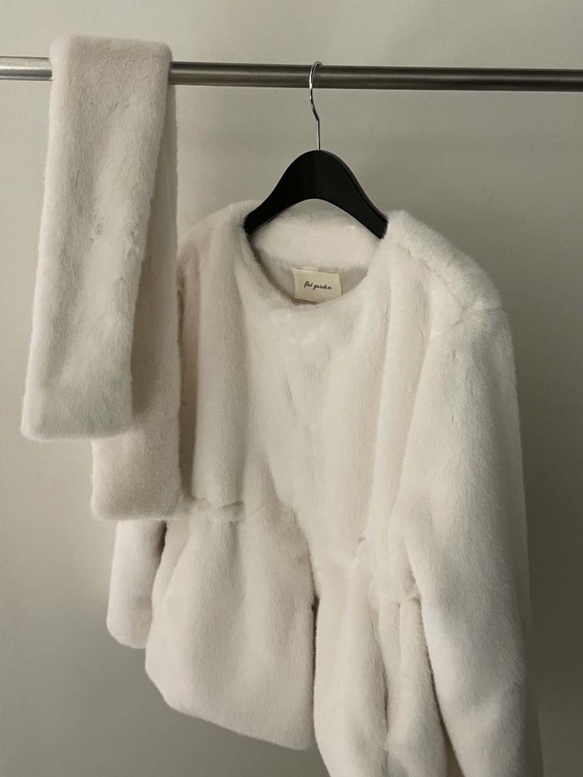 FLAT GARDEN/LA MUETTE/JAMIESTONE韓國代購㊣女士新品25秋冬短款大衣貂皮圍巾FLAT GARDEN/LA MUETTE/JAMIESTONE短款大衣