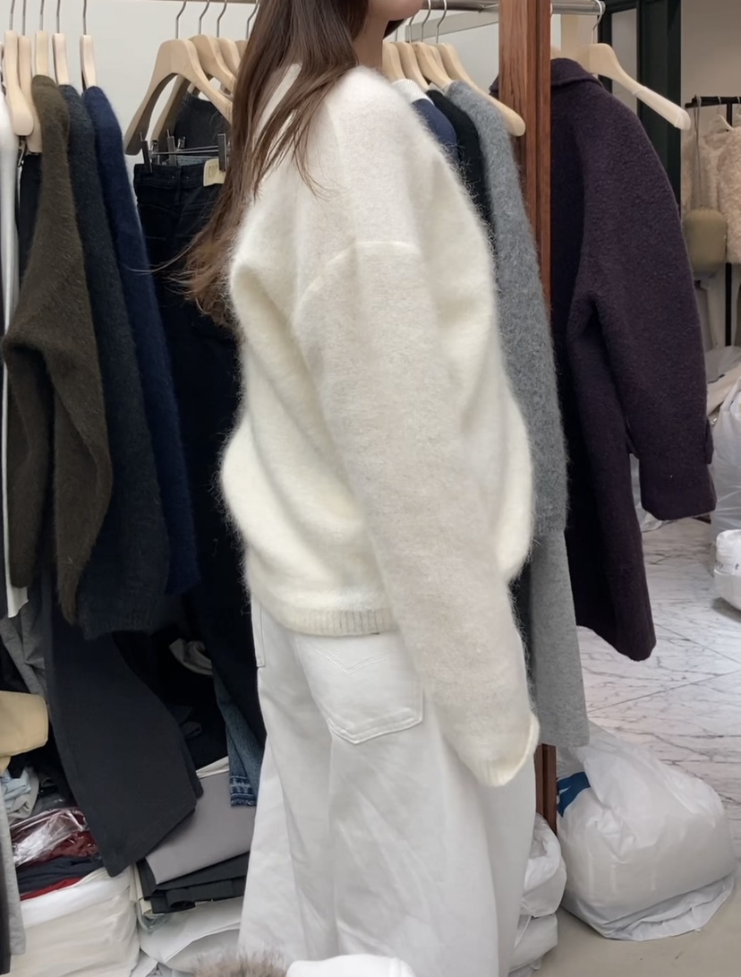 CURVY東大門㊣實拍女裝新款25秋冬職業推薦人氣針織衫馬海毛CURVY針織衫