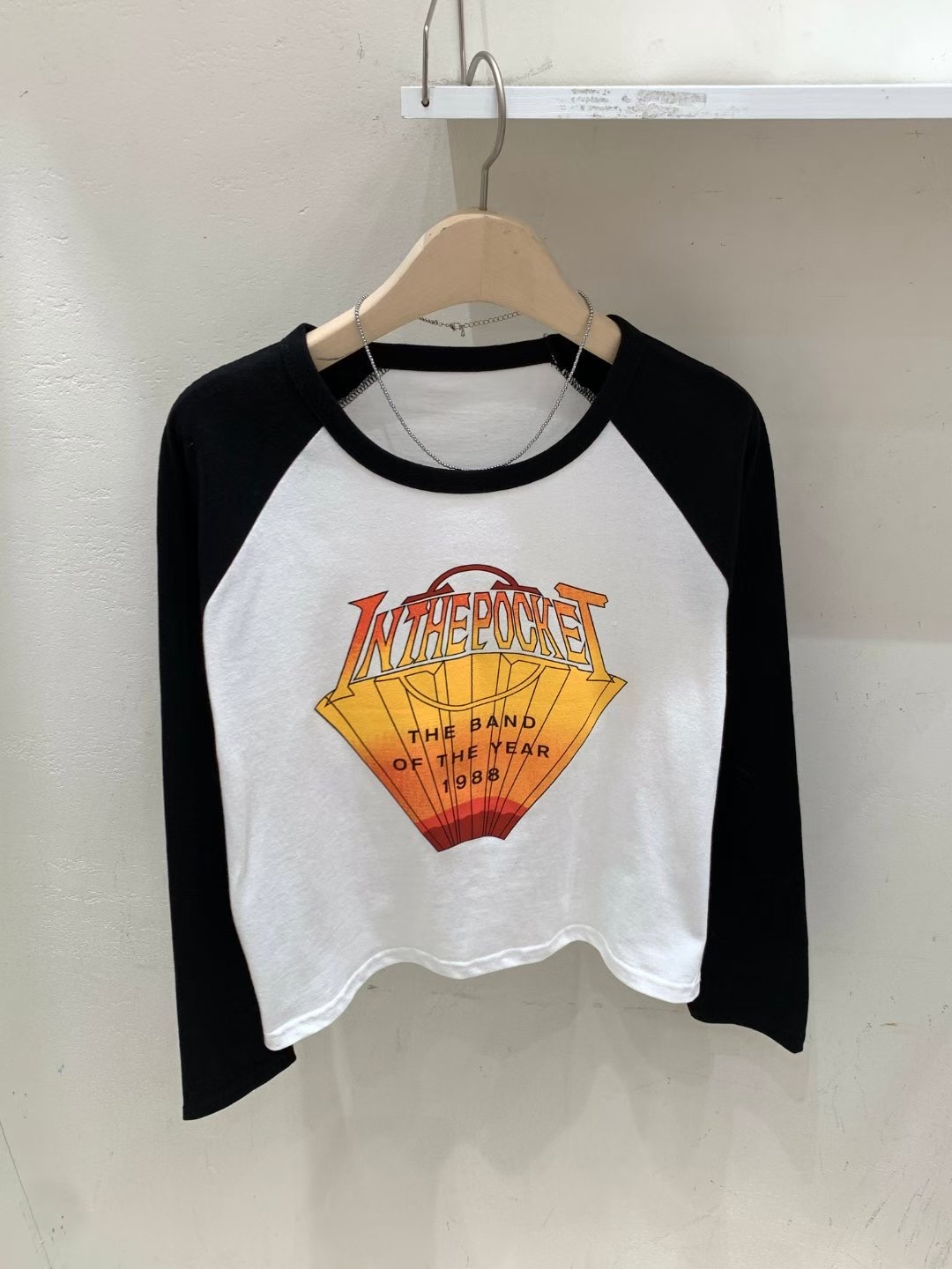 FRIDA東大門㊣實拍女裝新品熱賣推薦職業人氣25秋冬長袖T恤口袋FRIDA長袖T恤圖色1