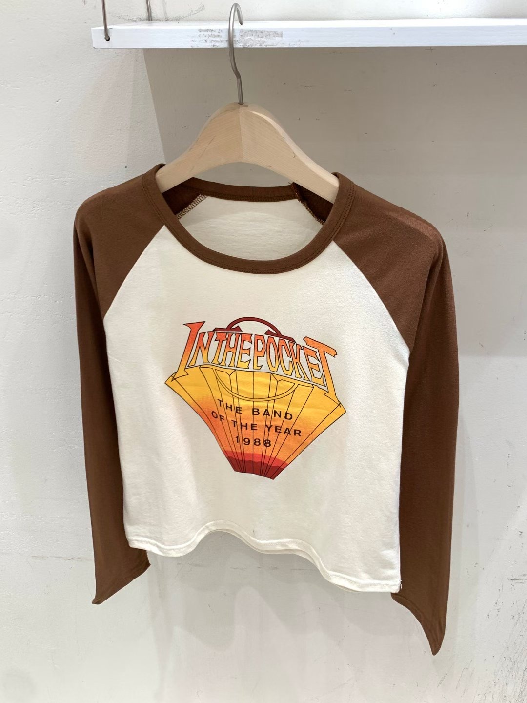 FRIDA東大門㊣實拍女裝新品熱賣推薦職業人氣25秋冬長袖T恤口袋FRIDA長袖T恤圖色2