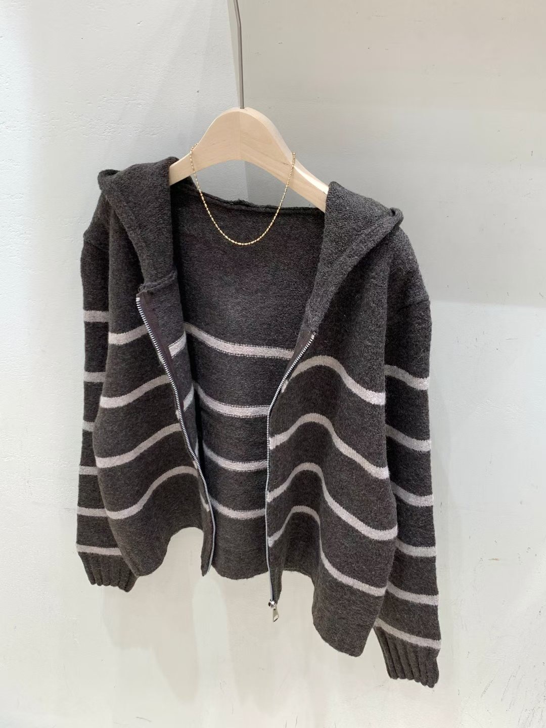 FRIDA韓國直郵㊣女裝新品時尚25秋冬熱賣休閑針織衫連帽拉鏈衫FRIDA針織衫圖色2