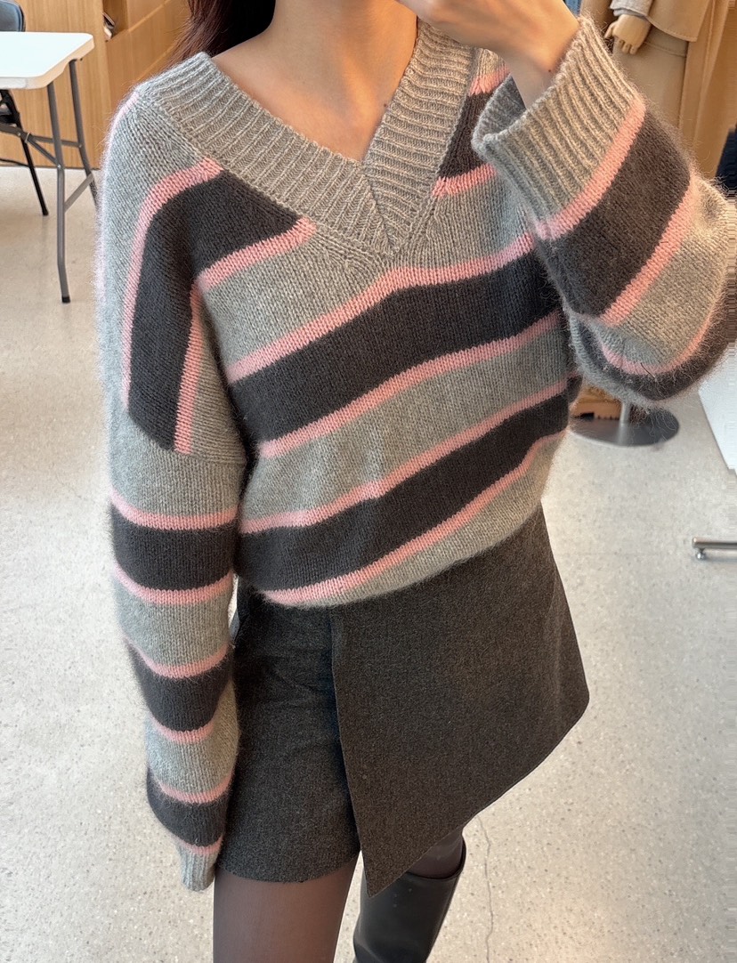 JUJU東大門㊣代購女裝新款職業熱賣推薦25秋冬休閑針織衫V領JUJU針織衫