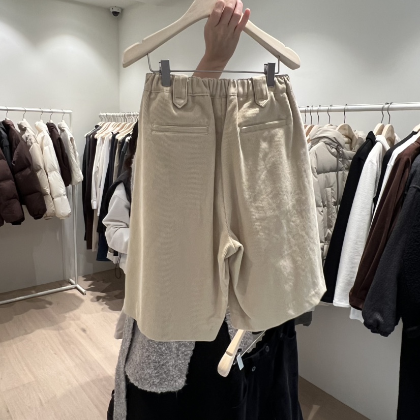 LIFFEY東大門㊣代購女裝新款時尚職業人氣熱賣25秋冬短褲燈芯絨LIFFEY短褲