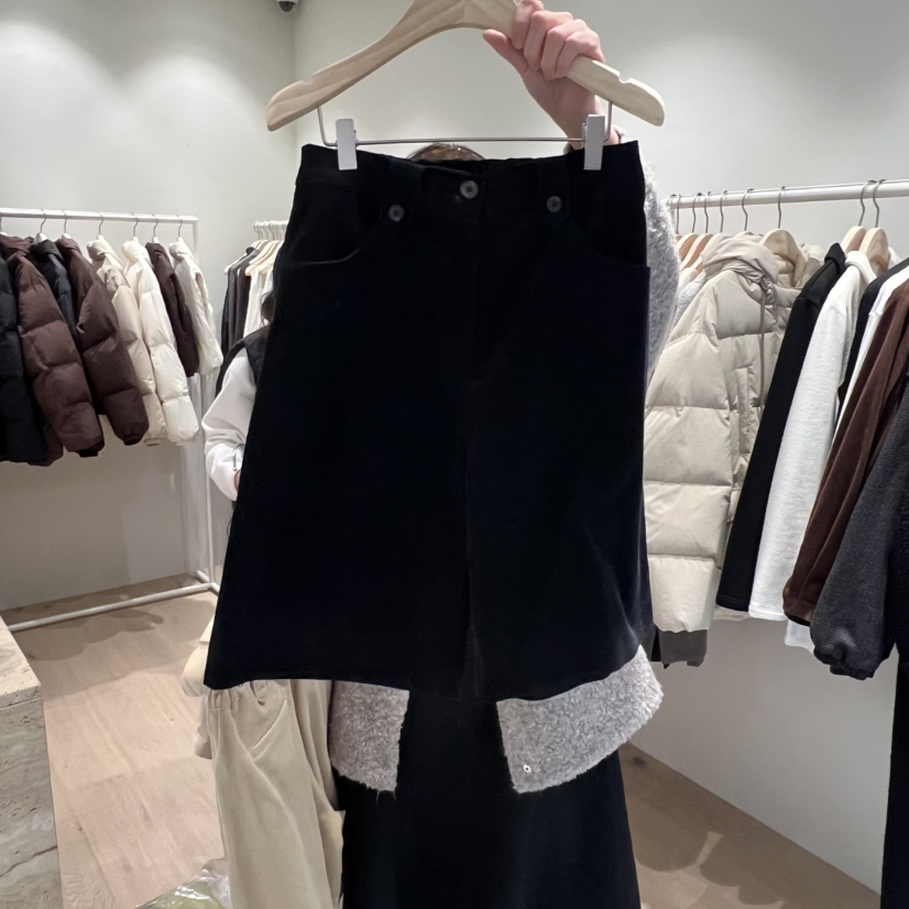 LIFFEY東大門㊣代購女裝新款時尚職業人氣熱賣25秋冬短褲燈芯絨LIFFEY短褲圖色2