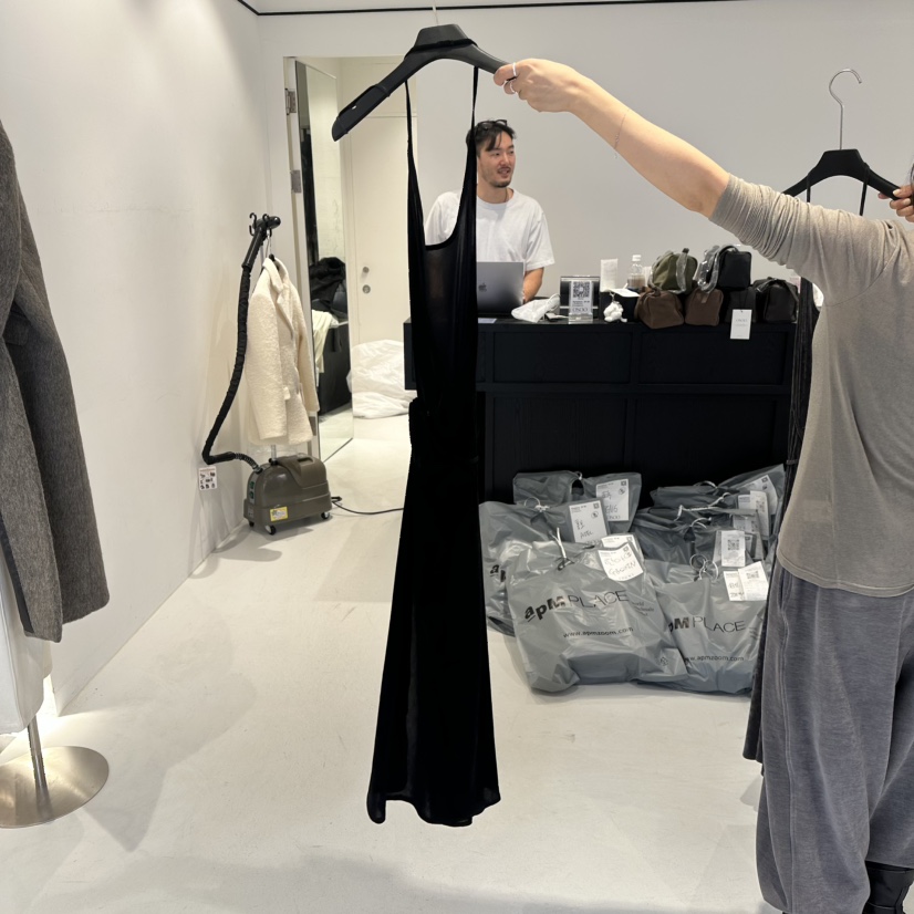 OSOO東大門㊣實拍女裝新款時尚25秋冬職業休閑人氣連衣裙絲絨OSOO連衣裙