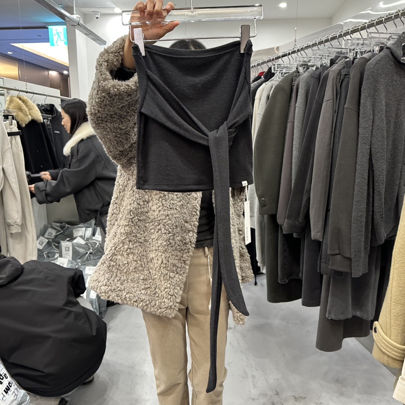 PAVEL韓國直郵㊣女士新品休閑推薦熱賣人氣吊帶背心安哥拉羊毛PAVEL吊帶/背心圖色2墨色