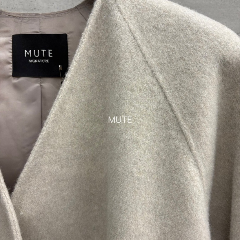 MUTE-P東大門㊣直郵女裝新款人氣休閑推薦中長款大衣含腰帶MUTE中長款大衣