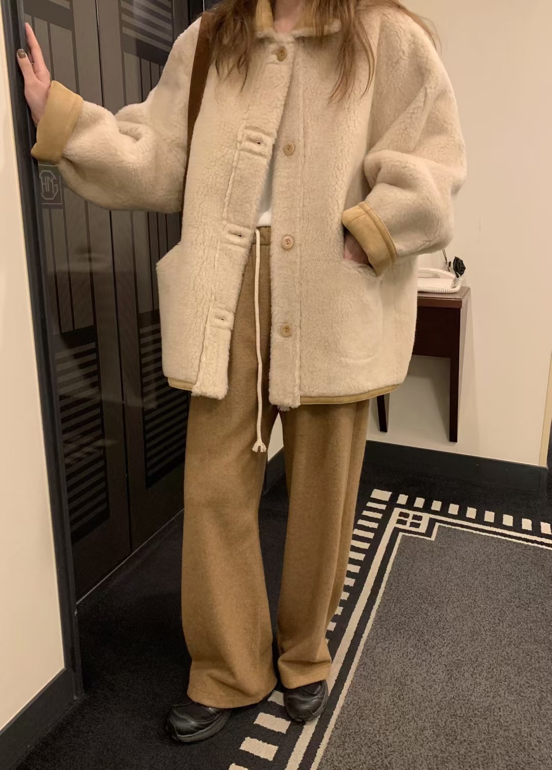 MELLOUNGE-멜라운지-T東大門㊣實拍女裝新品熱賣中長款大衣兩面可穿MELLOUNGE-T中長款大衣