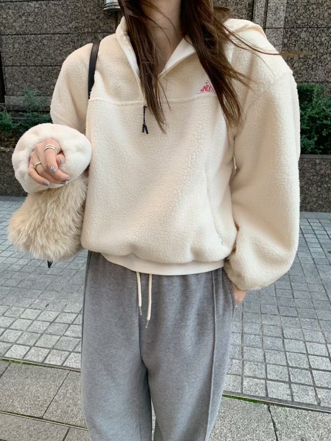 MELLOUNGE-멜라운지-T東大門㊣代購女裝新品職業推薦衛衣MELLOUNGE-T衛衣圖色1