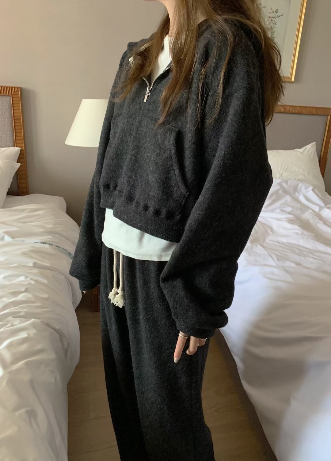 MELLOUNGE-멜라운지-T東大門㊣代購女裝新款人氣25秋冬衛衣MELLOUNGE-T衛衣圖色3