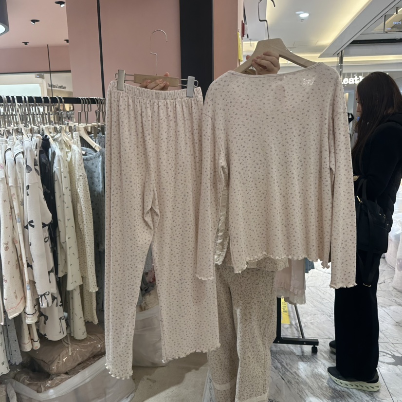 VICTORIA-P韓國直郵㊣女裝新款人氣休閑職業推薦睡衣兩件套VICTORIA睡衣