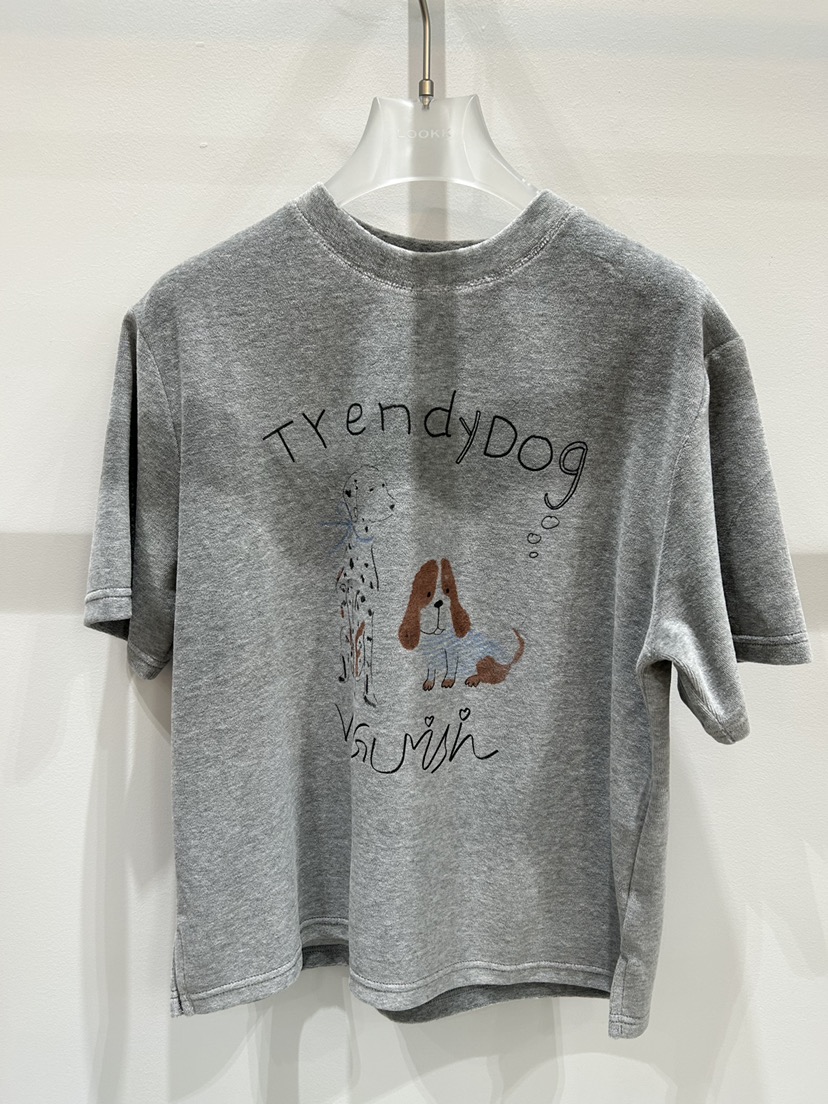 LOOKK東大門㊣實拍女士新品熱賣時尚人氣休閑25秋冬T恤狗狗LOOKKT恤圖色2