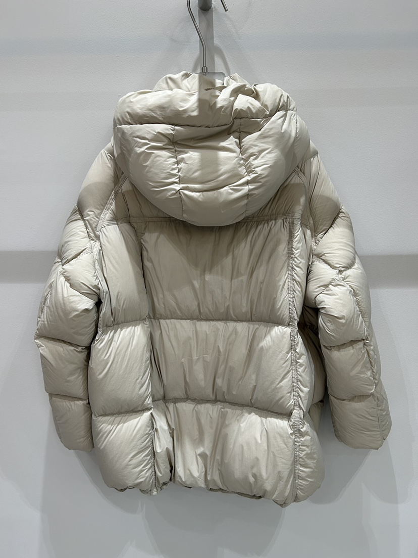 LOOKK東大門㊣代購女裝新款人氣推薦熱賣職業短款羽絨服鴨絨LOOKK短款羽絨服