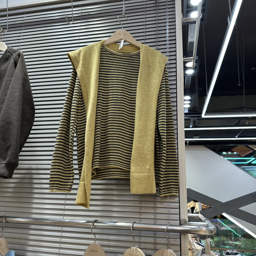TARA韓國直郵㊣女裝新款熱賣人氣休閑時尚職業推薦長袖T恤披肩TARA長袖T恤圖色2