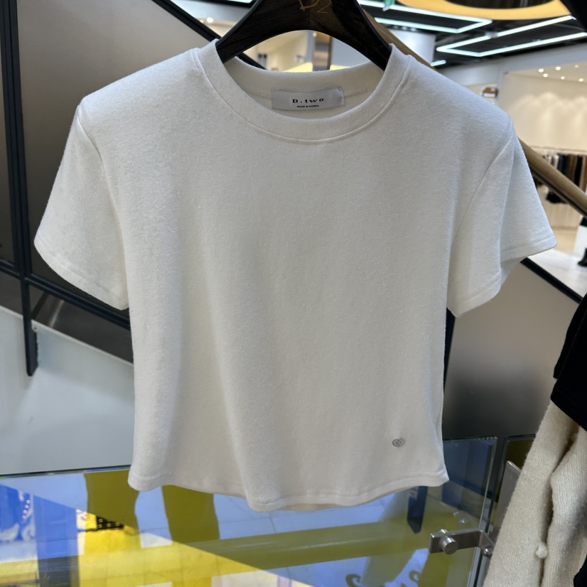 A2/D2韓國代購㊣女裝新品熱賣職業時尚推薦25秋冬T恤安哥拉A2/D2T恤圖色1