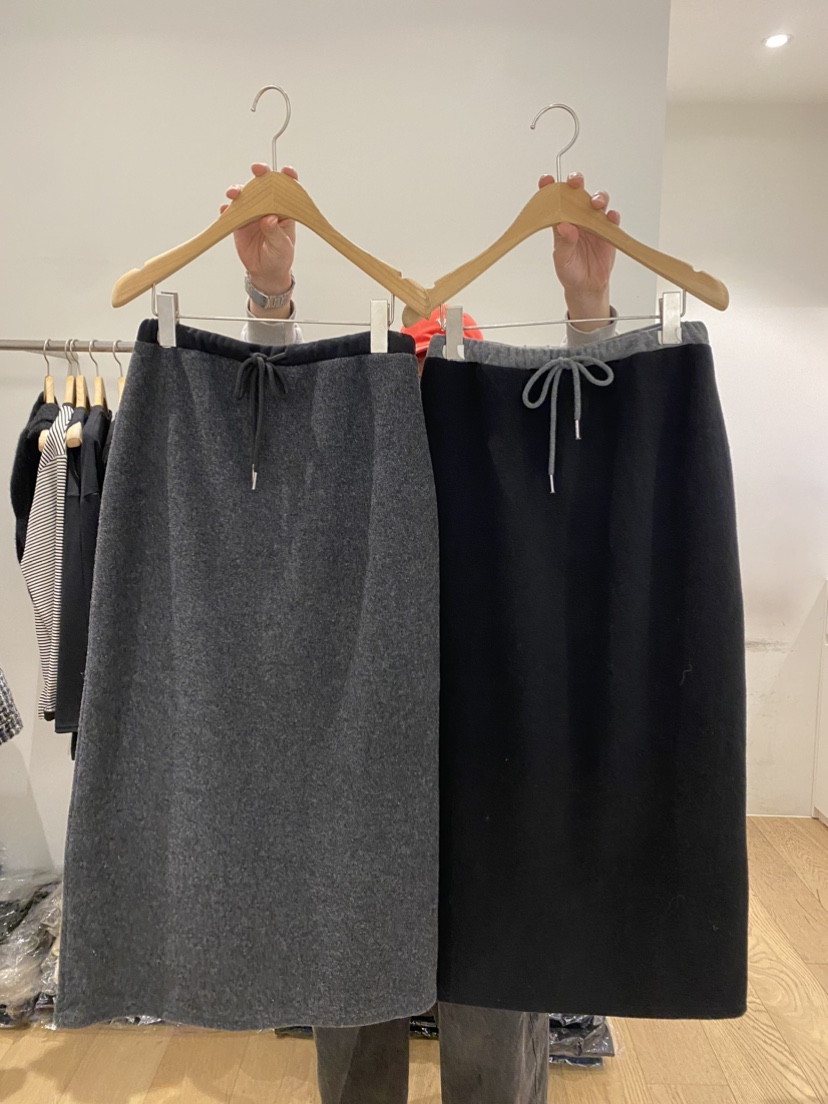 COURGETTE東大門㊣實拍女裝新款休閑25秋冬職業人氣推薦長裙COURGETTE長裙圖色2左二色