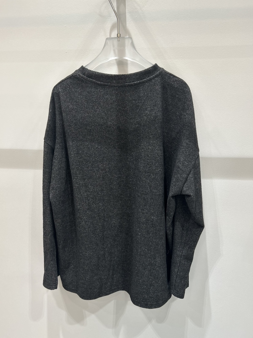 LOOKK東大門㊣直郵女裝新品人氣推薦時尚休閑職業真品長袖T恤LOOKK長袖T恤