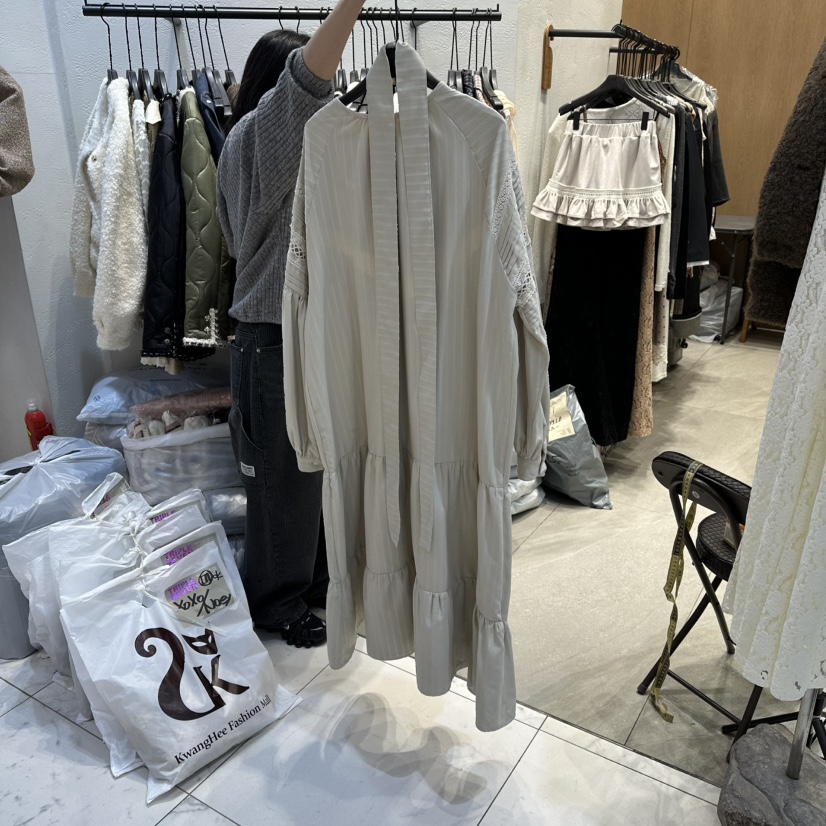 TRIPLE SEVEN東大門㊣實拍女士新品25秋冬熱賣連衣裙含腰帶TRIPLE SEVEN連衣裙