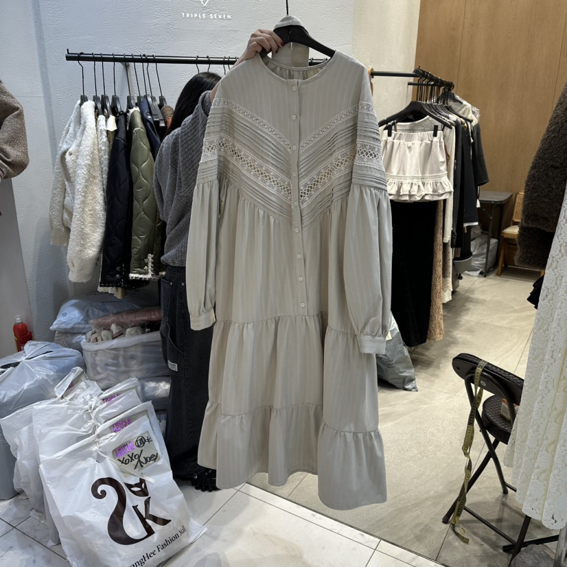 TRIPLE SEVEN東大門㊣實拍女士新品25秋冬熱賣連衣裙含腰帶TRIPLE SEVEN連衣裙圖色1