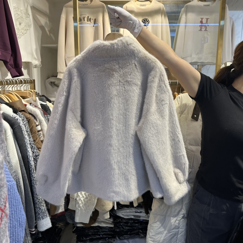 COCO HOLIC韓國直郵㊣女裝新品人氣真品推薦25秋冬短款大衣毛皮COCO HOLIC短款大衣