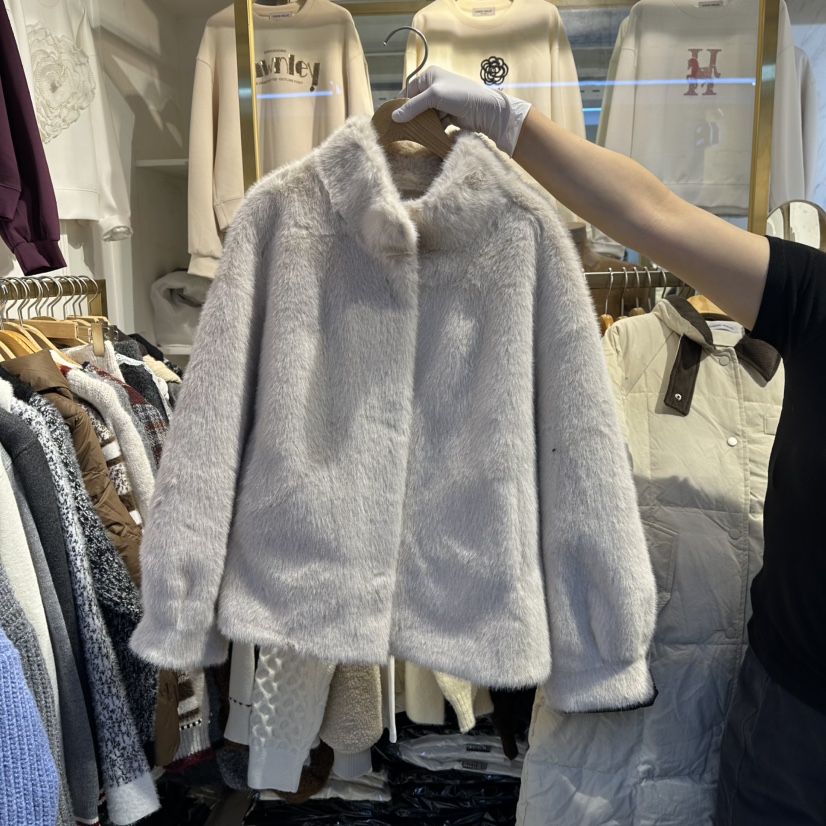 COCO HOLIC韓國直郵㊣女裝新品人氣真品推薦25秋冬短款大衣毛皮COCO HOLIC短款大衣圖色1