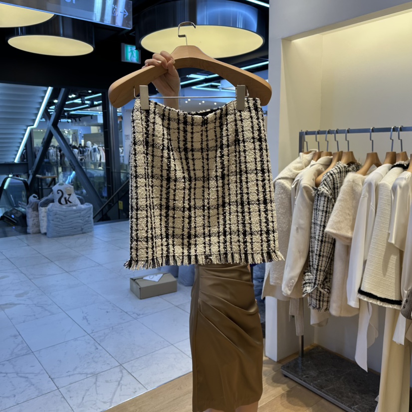 VAN NZILL東大門㊣代購女裝新款時尚推薦熱賣25秋冬職業短裙VAN NZILL短裙