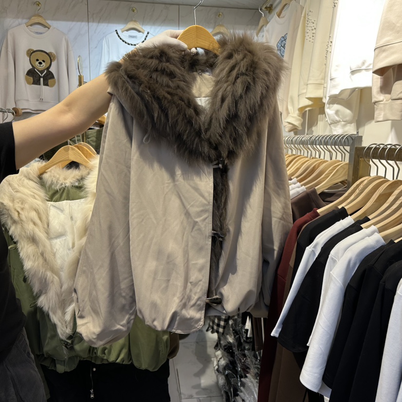 COCO HOLIC東大門㊣代購女士新款真品時尚熱賣短款羽絨服狐貍COCO HOLIC短款羽絨服圖色1