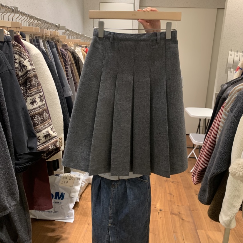 COMELY韓國代購㊣女士新款真品人氣半身裙中短裙手工編織褶裥COMELY半身裙/中短裙圖色2