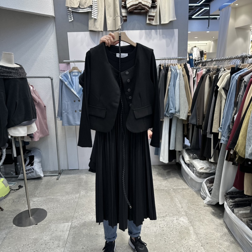 BLOOM韓國代購㊣女裝新款熱賣休閑真品時尚套裝兩件套套裝褶裥BLOOM-Q套裝圖色2