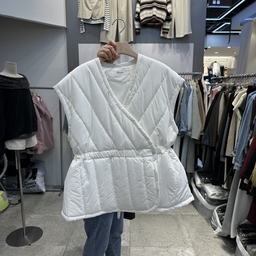 BLOOM東大門㊣實拍女裝新款推薦休閑人氣職業時尚25秋冬馬甲V領BLOOM-Q馬甲圖色1