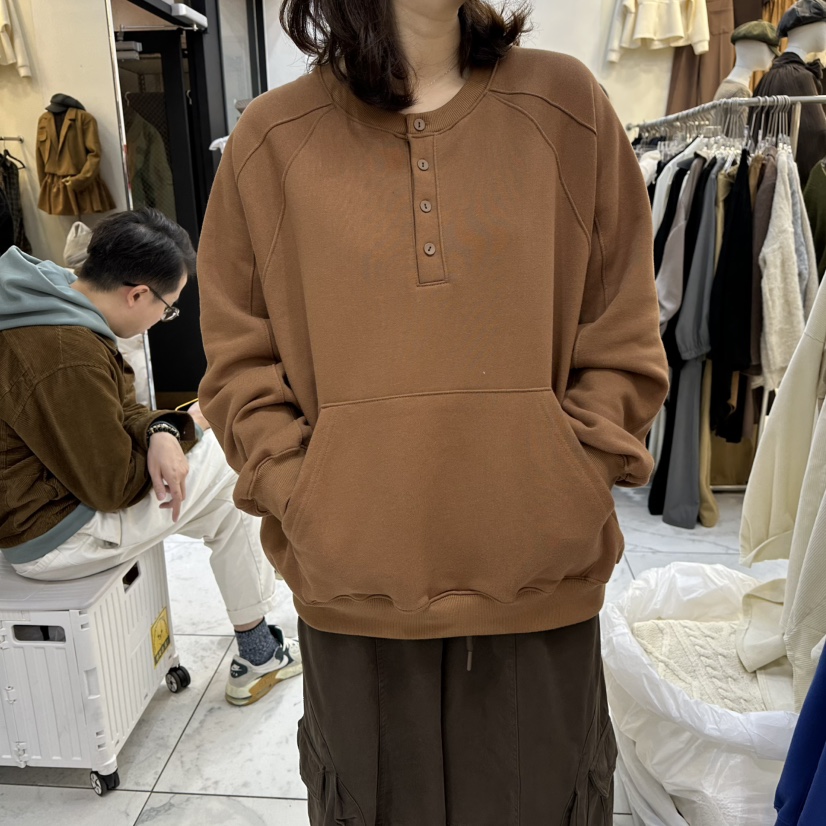 IN KIRA東大門㊣實拍女裝新品真品時尚職業休閑推薦25秋冬衛衣IN KIRA衛衣圖色2