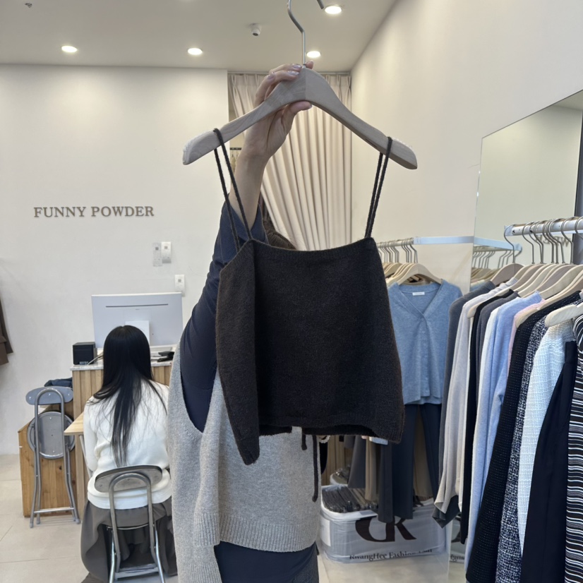 FUNNY POWDER韓國代購㊣女裝新品職業熱賣人氣真品吊帶背心THE FUNNY吊帶/背心圖色3