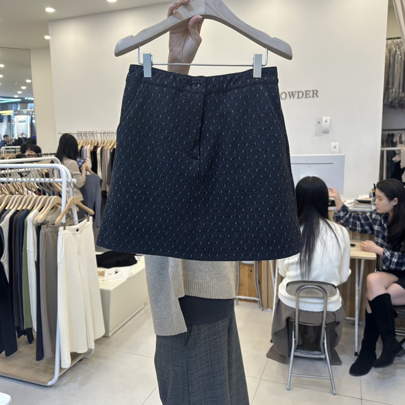 FUNNY POWDER韓國代購㊣女裝新品職業推薦人氣熱賣25秋冬裙褲THE FUNNY裙褲圖色2