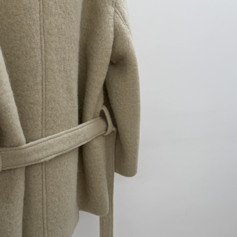 ID韓國直郵㊣女裝新款熱賣真品人氣休閑25秋冬短款大衣含腰帶ID短款大衣